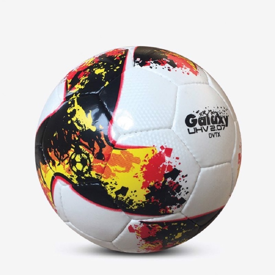 Tông màu của bóng đá Fifa Quality Pro UHV 2.07 Galaxy độc đáo bắt mắt