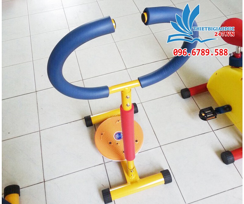 Hình ảnh thực tế mẫu dụng cụ tập lắc hông trẻ em
