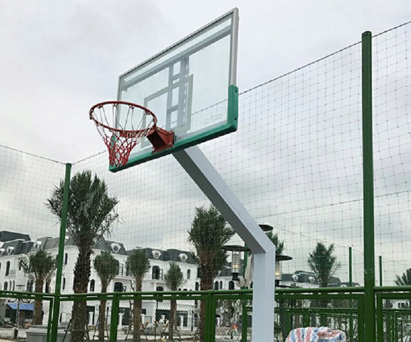 Trụ bóng rổ cố định bảng kính cường lực liệu có tốt không?