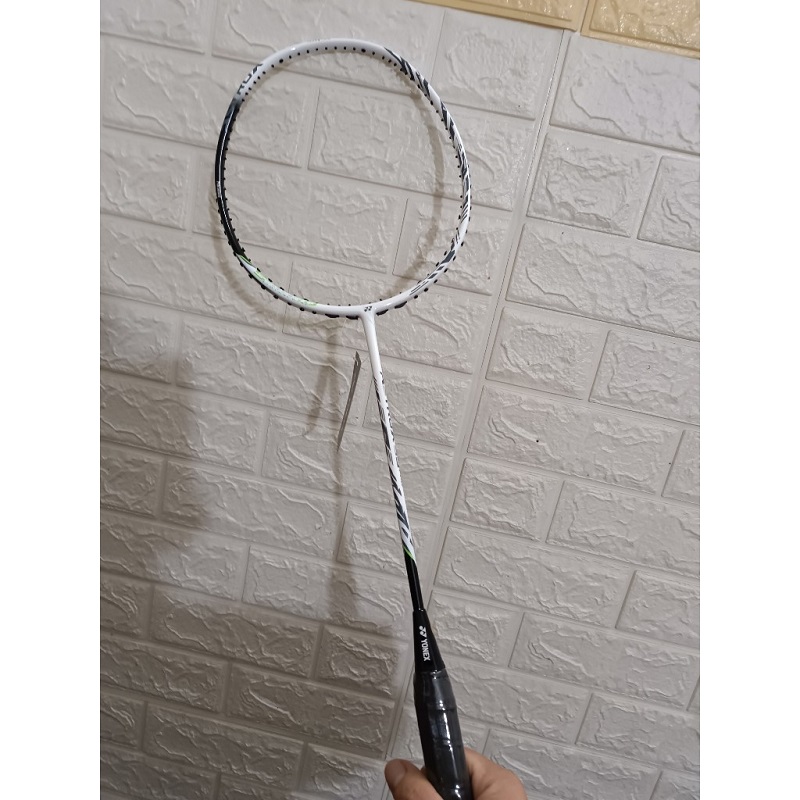 Kết cấu của vợt  cầu lông Yonex Astrox 99pro khung carbon siêu nhẹ 
