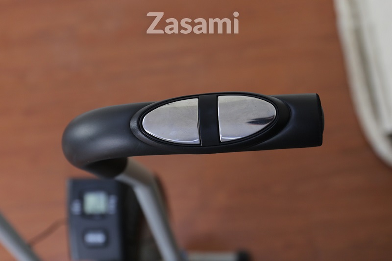 Hình ảnh tay cầm của xe đạp tập thể dục Zasami KZ-6511