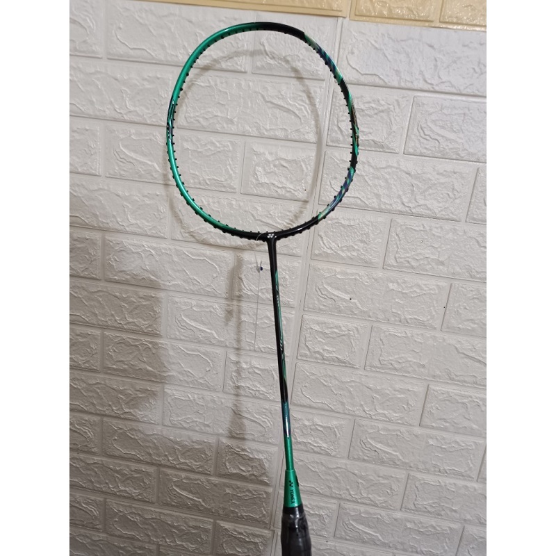VỢT CẦU LÔNG YONEX ASTROX 99PRO KHUNG CARON SIÊU NHẸ MỨC CĂNG 10KG 11KG DÀNH CHO NGƯỜI MỚI