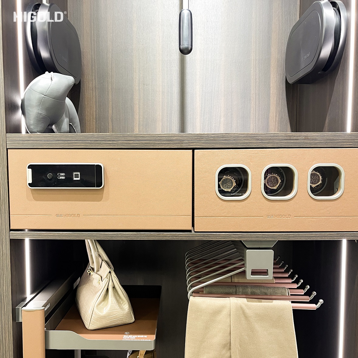 KÉT SẮT TỦ ÁO HIGOLD SERIES BV 2.0