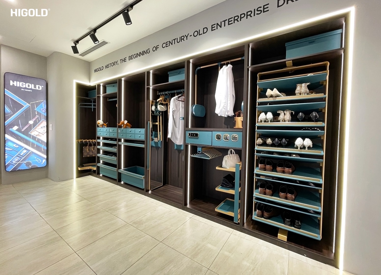 ĐẾ THANH TREO QUẦN ÁO HIGOLD SERIES BV 2.0