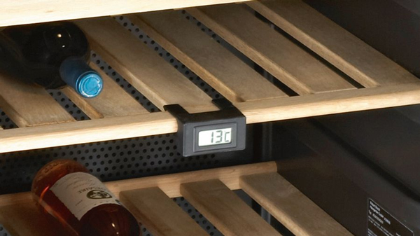 TỦ RƯỢU BOSCH KSW38940