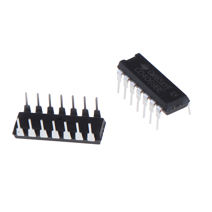 IC CD4068BE DIP14 (K9K17)