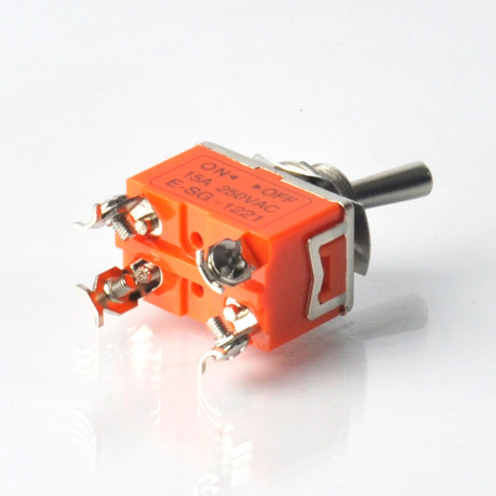 Công Tắc Gạt On/ Off 4 Chân 2 Trạng Thái 1221 250v 15A