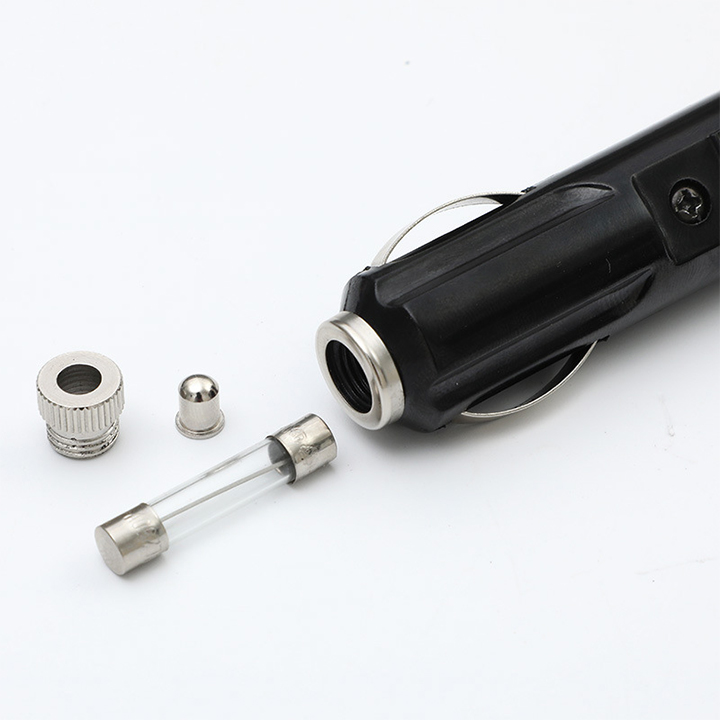 Tẩu Điện 12V Lấy Nguồn Điện Ô Tô Có Đèn Báo