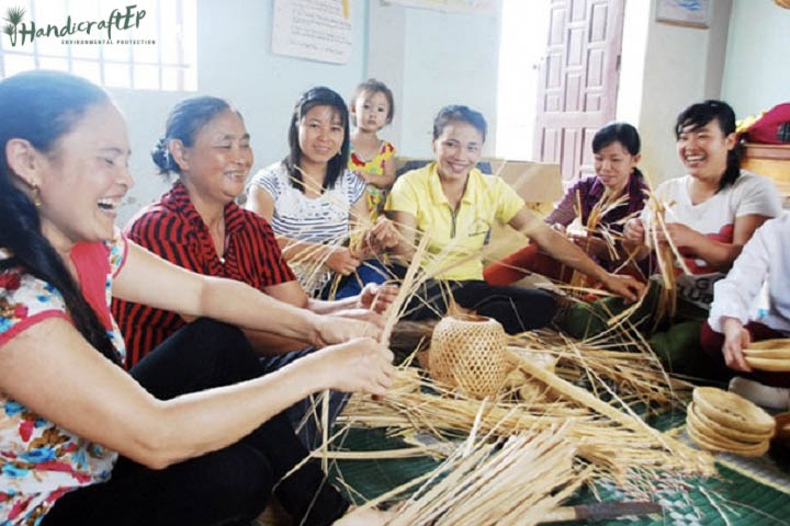 Nghề đan lát thủ công xuất khẩu ở Phúc Thành