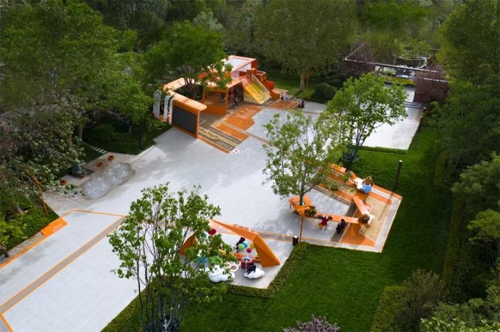 Thiết Kế Trường Học Đơn Giản Mà Hiện Đại Từ Nhà Máy Bỏ Hoang