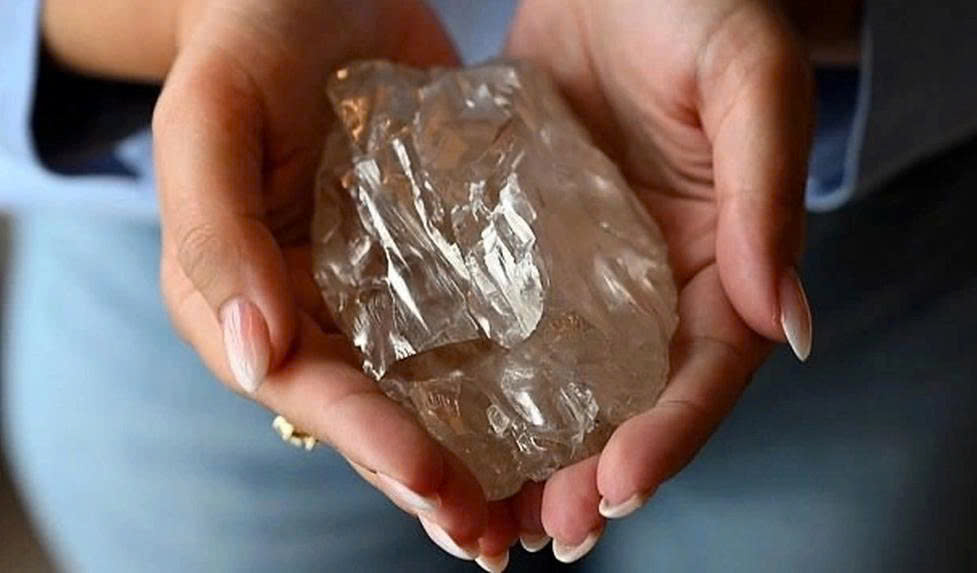 Viên kim cương lớn đứng thứ hai trên toàn thế giới