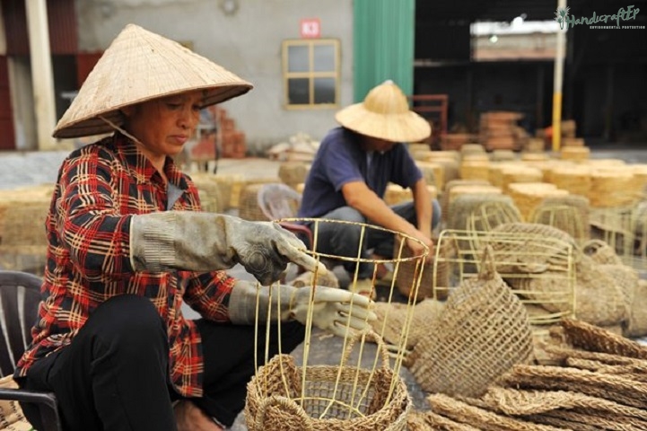 Sự độc đáo của những làng nghề thủ công đan bèo tây ở Việt Nam