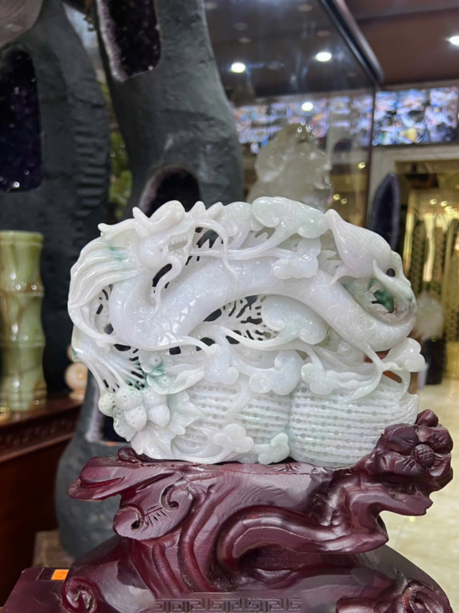 Rồng An Lạc ngọc phỉ thúy – Khai mở bình an, hóa giải thị phi và dưỡng tâm tĩnh lặng