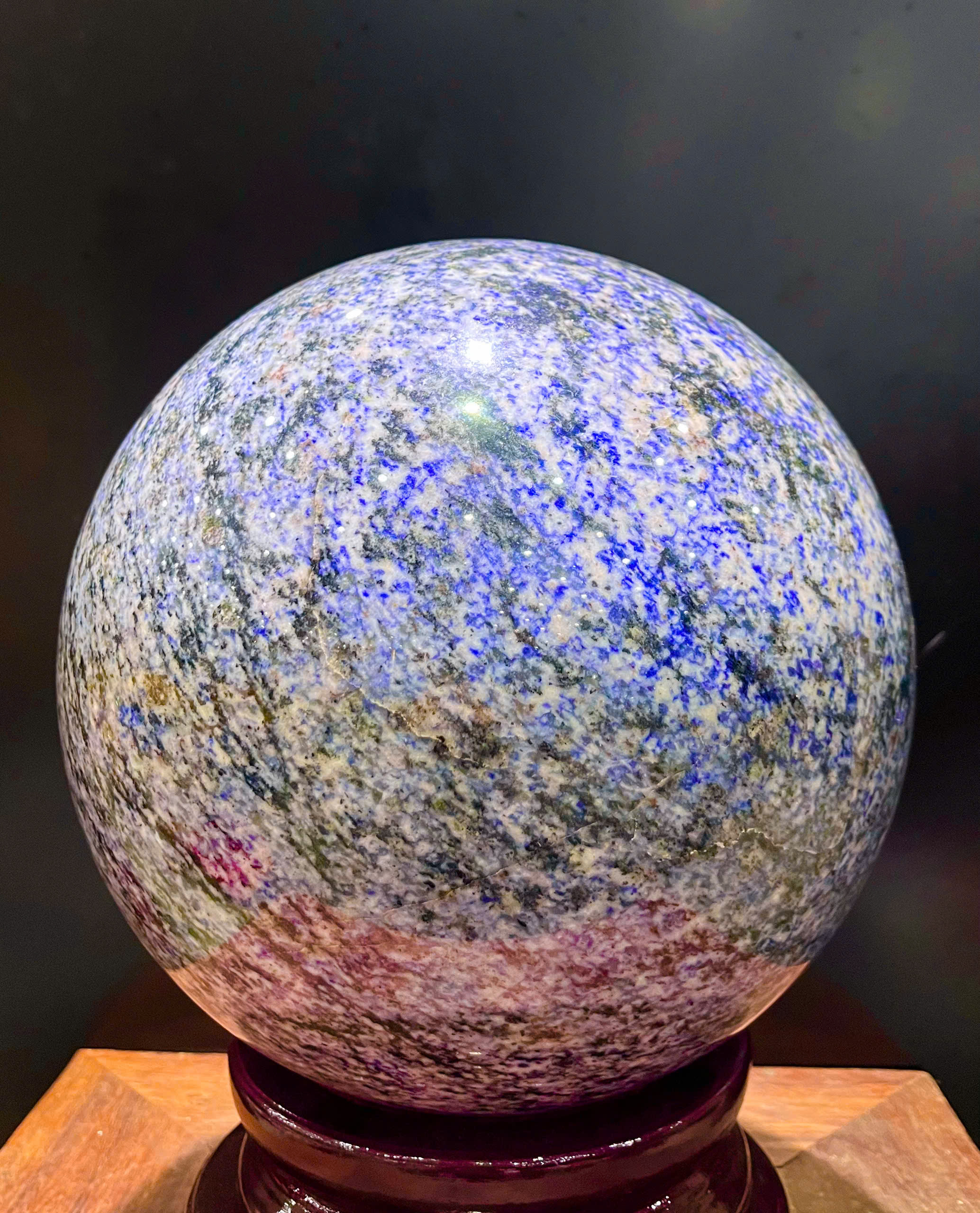 Quả Cầu Đá Sodalite 25cm Sắc Lam Trí Tuệ, Khơi Thông Viễn Cảnh