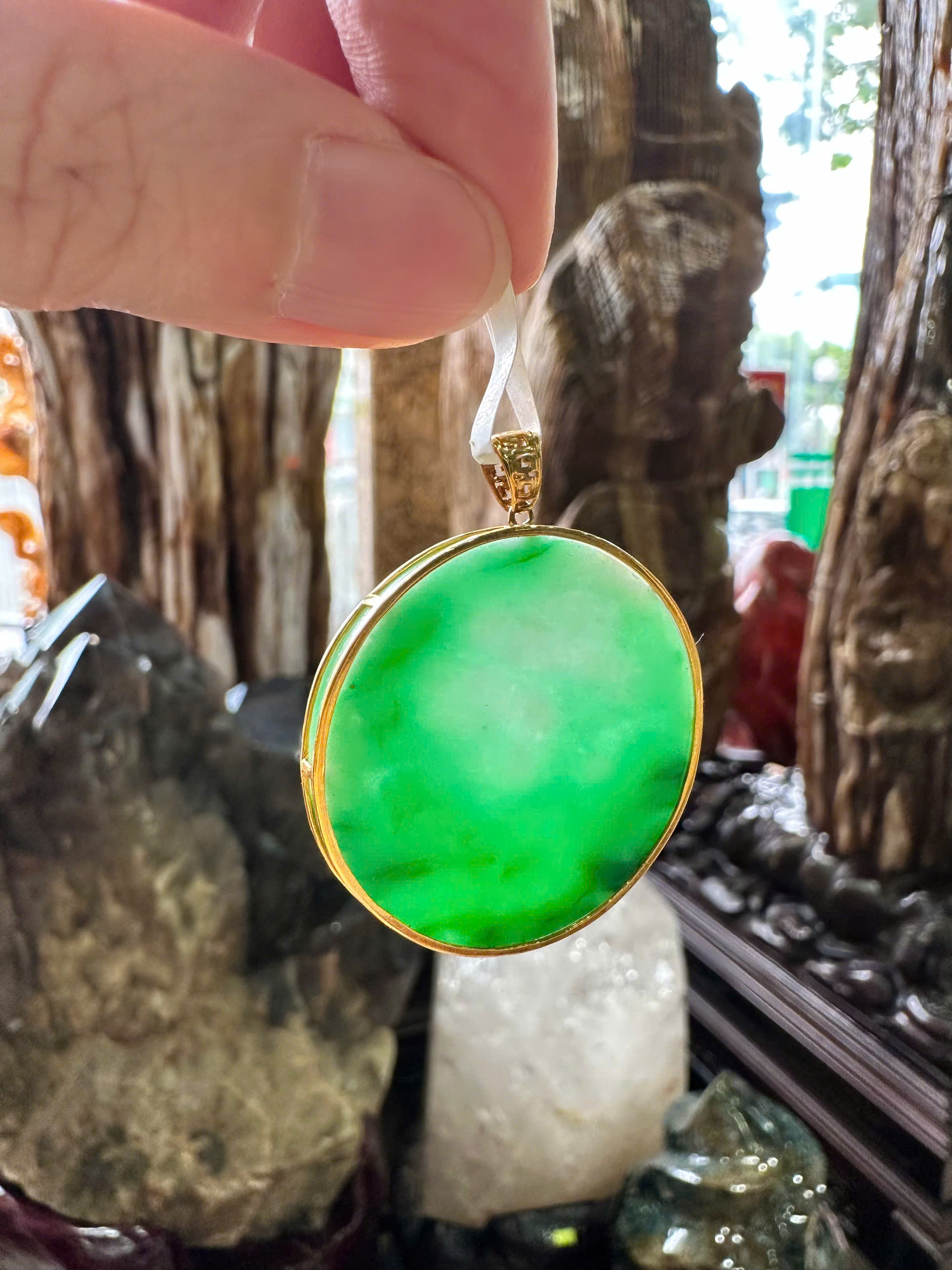 Thẻ Vô Sự Bài Hình Tròn Ngọc Phỉ Thúy Móc Vàng 18K Viên Mãn Bình An, Phú Quý Trường Tồn