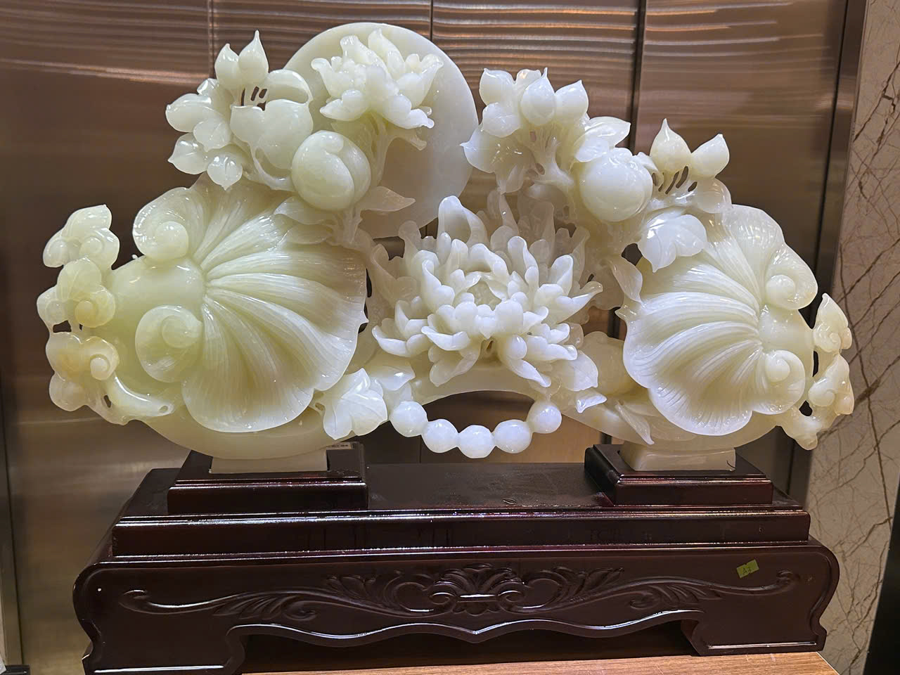 Gậy Như Ý Hoa Mẫu Đơn Ngọc Onyx Trắng Vạn Sự Viên Mãn, Quyền Uy Tuyệt Đỉnh