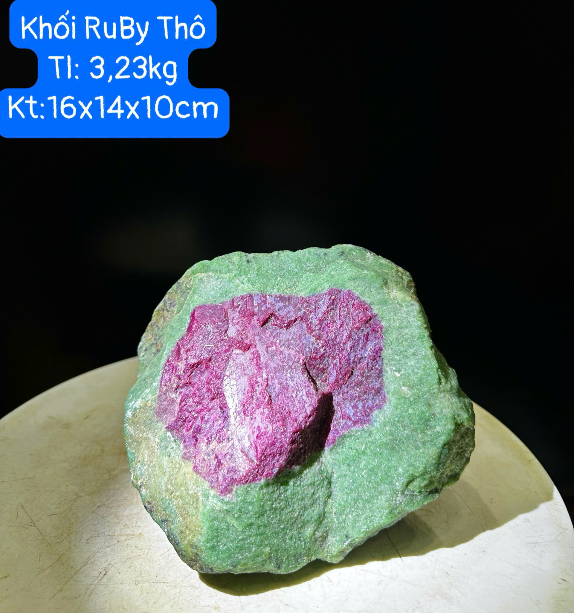 Khối Ruby Thô 3,23kg – Báu Vật Đại Bề Thế, Đỉnh Cao Sưu Tầm Thượng Lưu