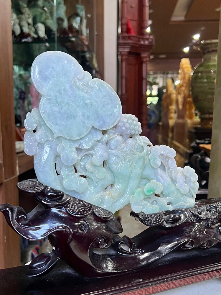 Gậy Như Ý Ngọc Phỉ Thuý - Quà Biếu Cao Cấp