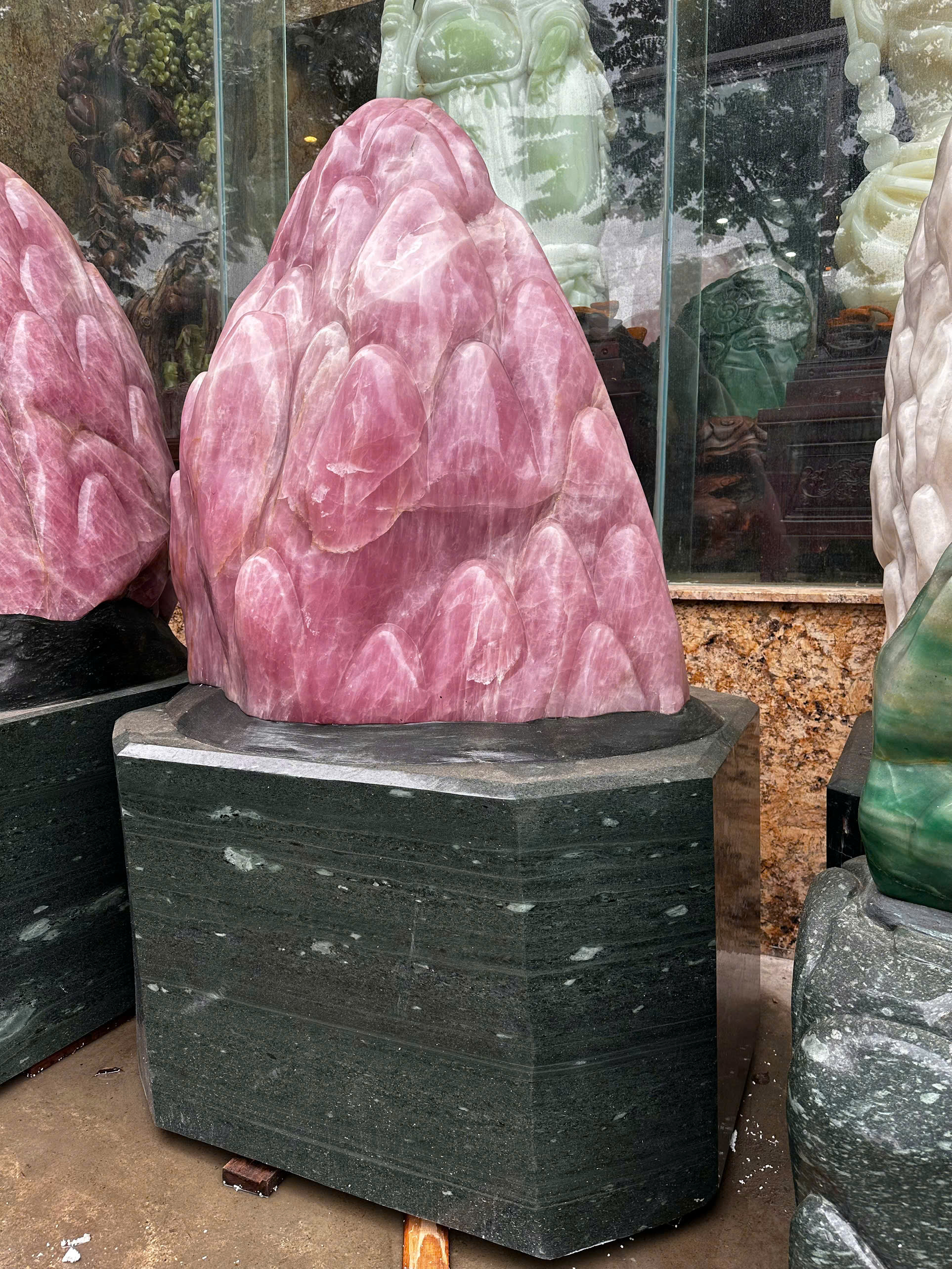 Đại Núi Cảnh Thạch Anh Hồng Siêu Bảo Vật Trấn Trạch Tụ Khí