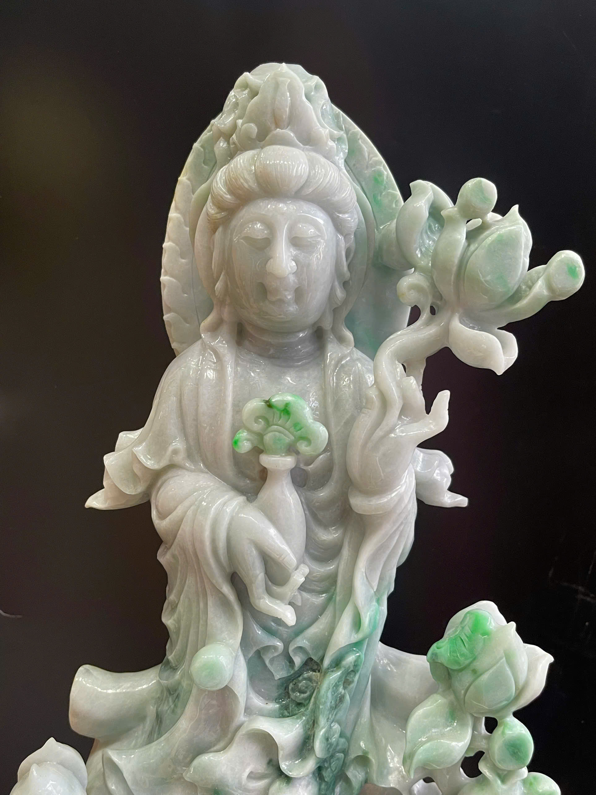Phật Quan Âm Ngọc Phỉ Thúy Tâm An Lạc, Gia Đạo Bình An