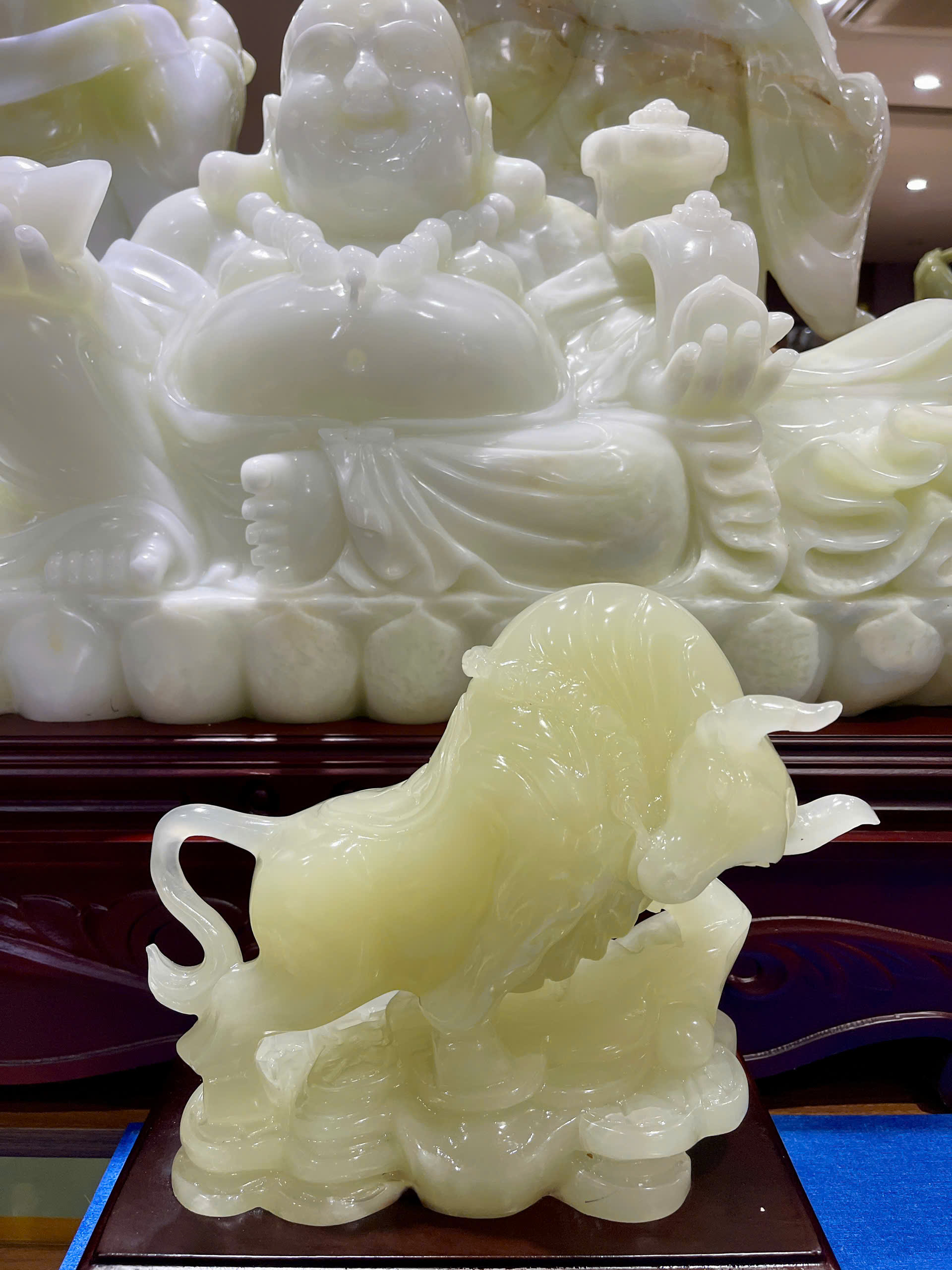 Tuổi Sửu ngọc onyx trắng nền tảng vững chắc, thu hút may mắn và tích tụ tài lộc