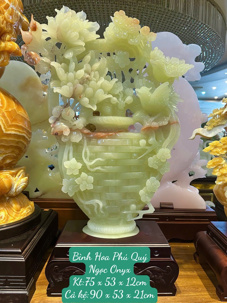 BÌNH HOA PHÚ QUÝ – NGỌC ONYX THÁNH KHIẾT