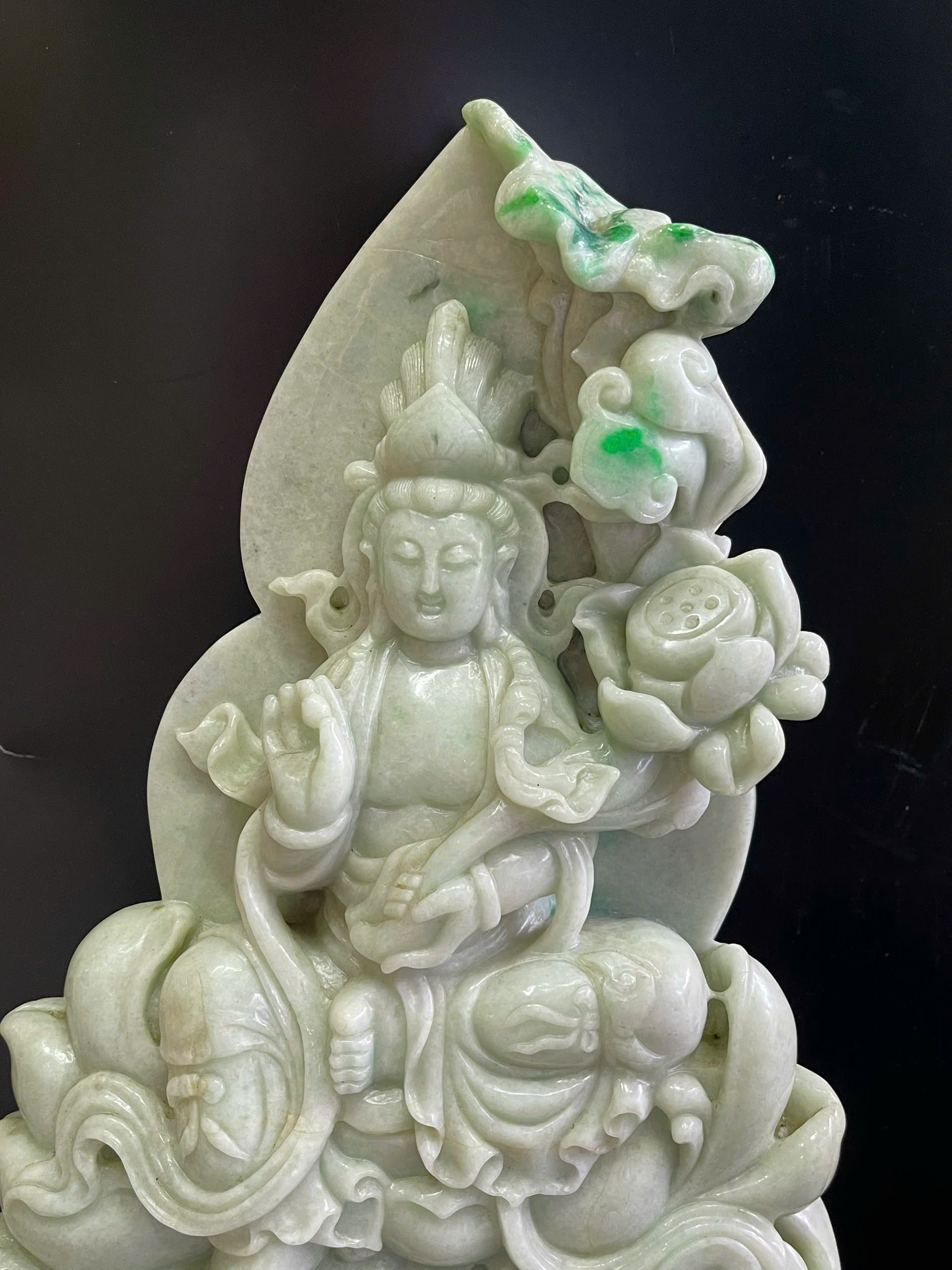 Đại Thế Trí Bồ Tát Ngọc Phỉ Thúy Ánh Sáng Trí Tuệ, Gia Đạo Bình An