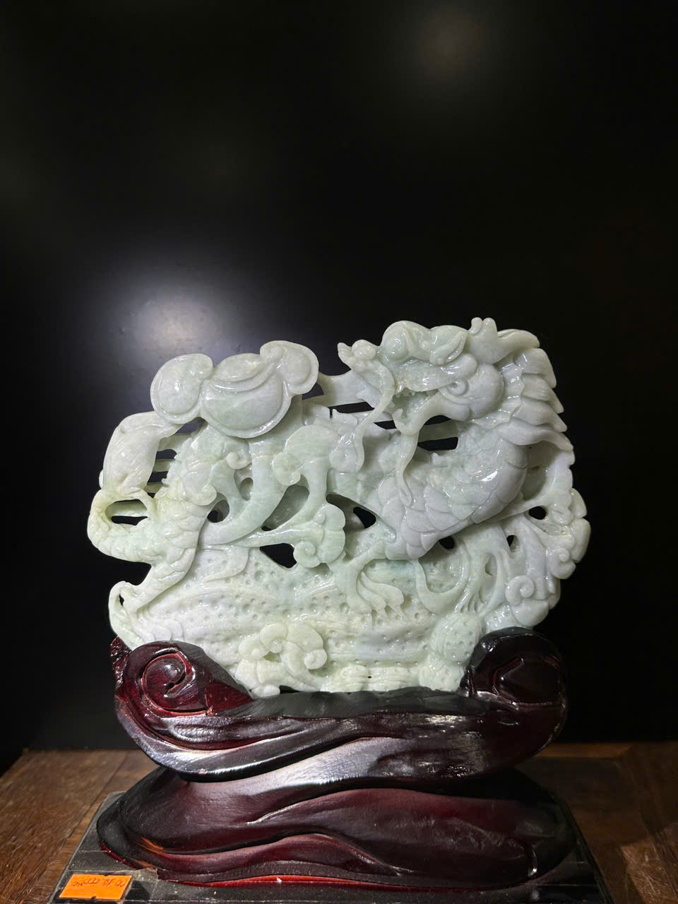 Rồng An Lạc ngọc phỉ thúy biểu tượng bình an, thu hút tài lộc và nuôi dưỡng vượng khí gia đạo