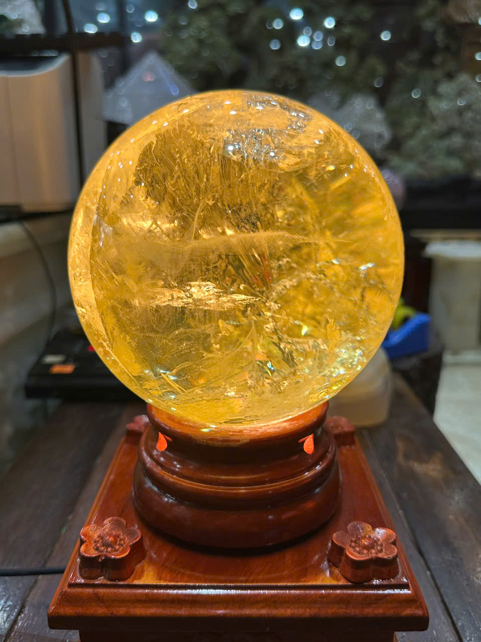 Quả Cầu Thạch Anh Vàng 15cm Hoàng Thạch Tụ Khí, Kích Hoạt Tài Danh