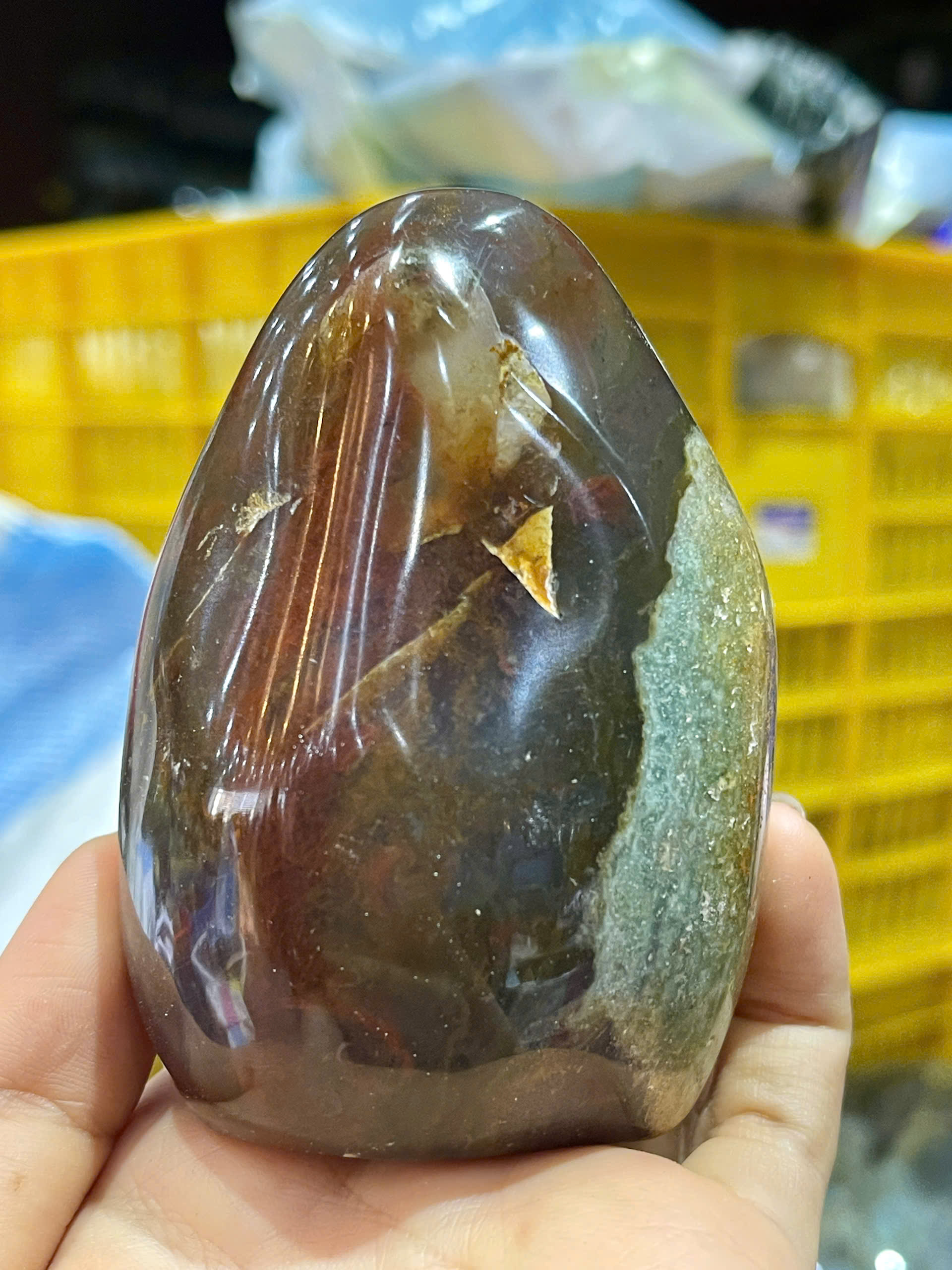 Núi Cảnh Ngọc Mã Não Tụ Tài Khai Minh