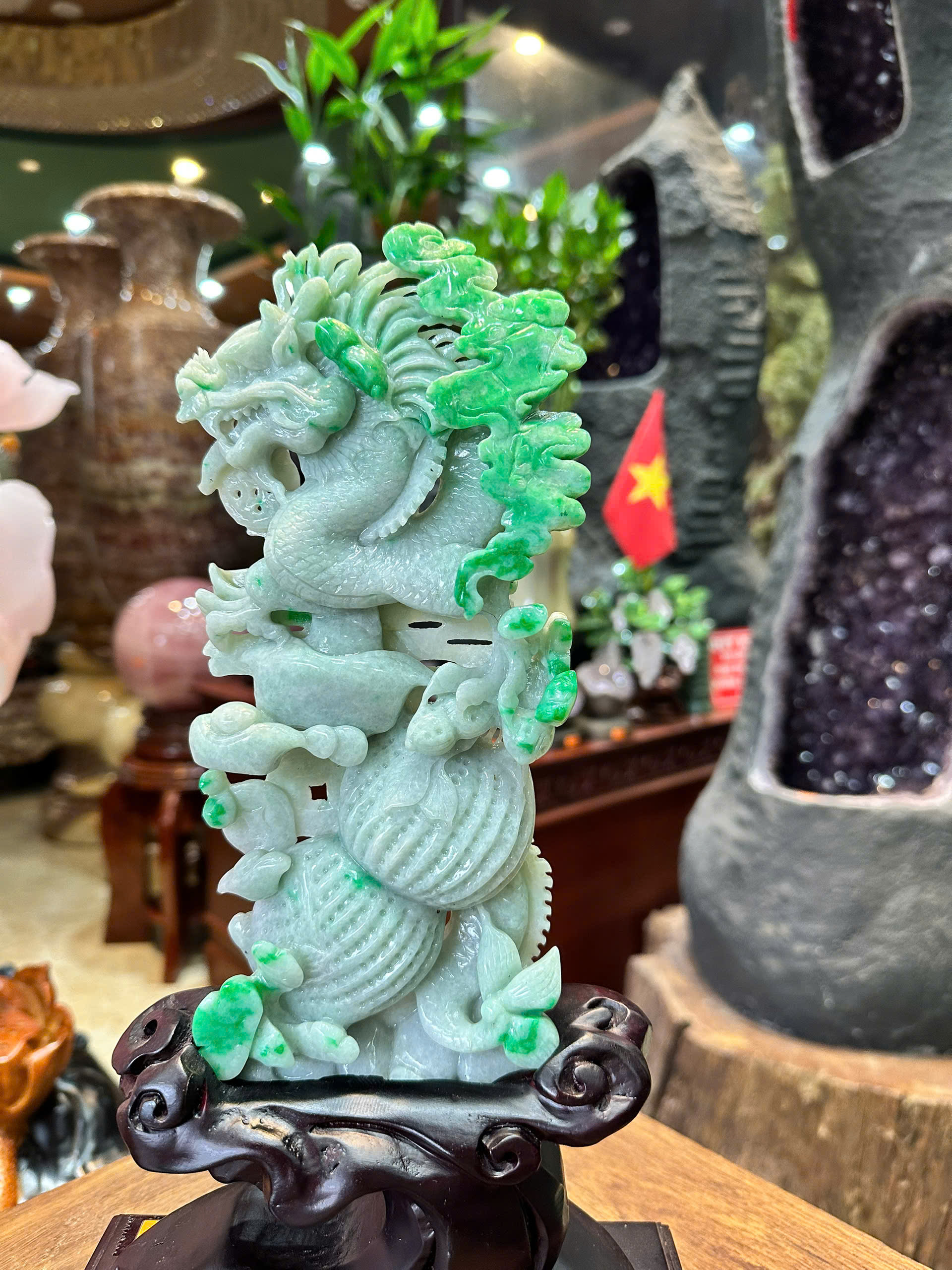 Thần Long Hộ Chủ Ngọc Phỉ Thúy Biểu Tượng Uy Quyền, Trấn Trạch Bảo An Và Chiêu Tài Bứt Phá