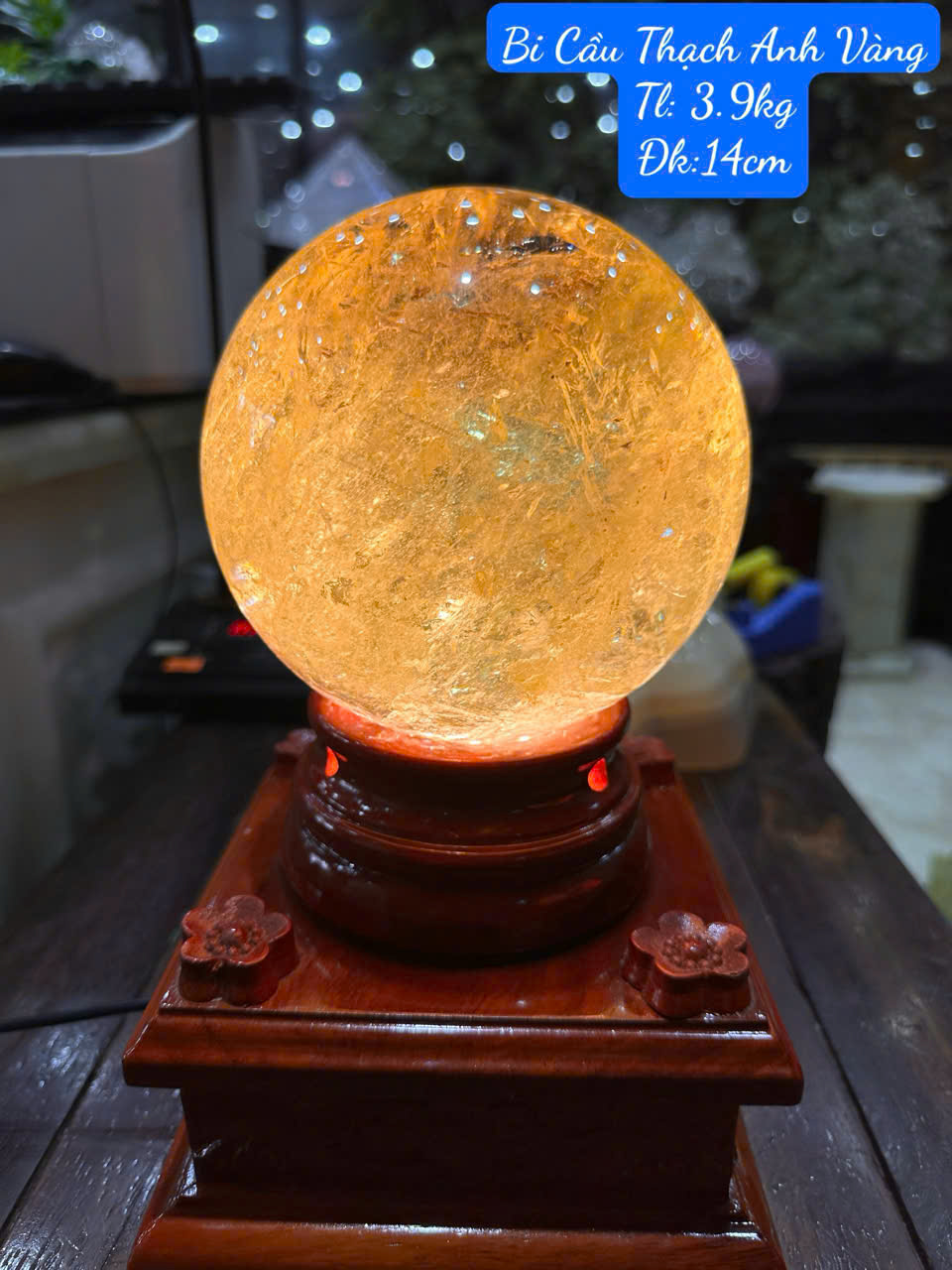Quả Cầu Thạch Anh Vàng 14cm Tinh Hoa Hoàng Kim, Đương Đầu Thách Thức
