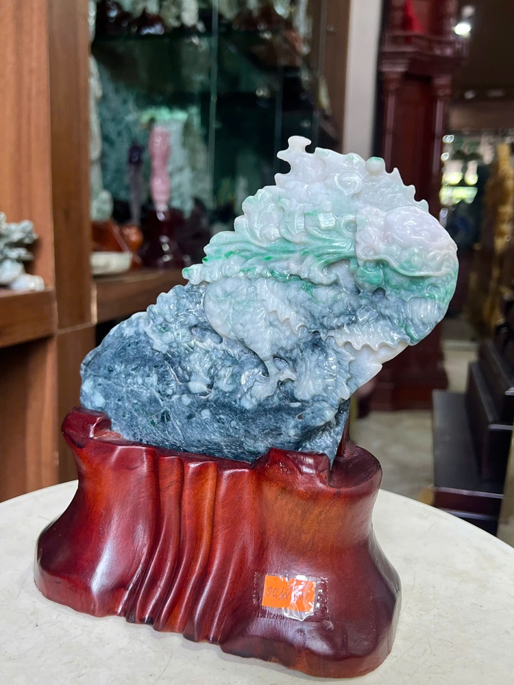 Thần Long Hộ Chủ Ngọc Phỉ Thuý - Quà Tặng Bảo Hộ Vượng Khí