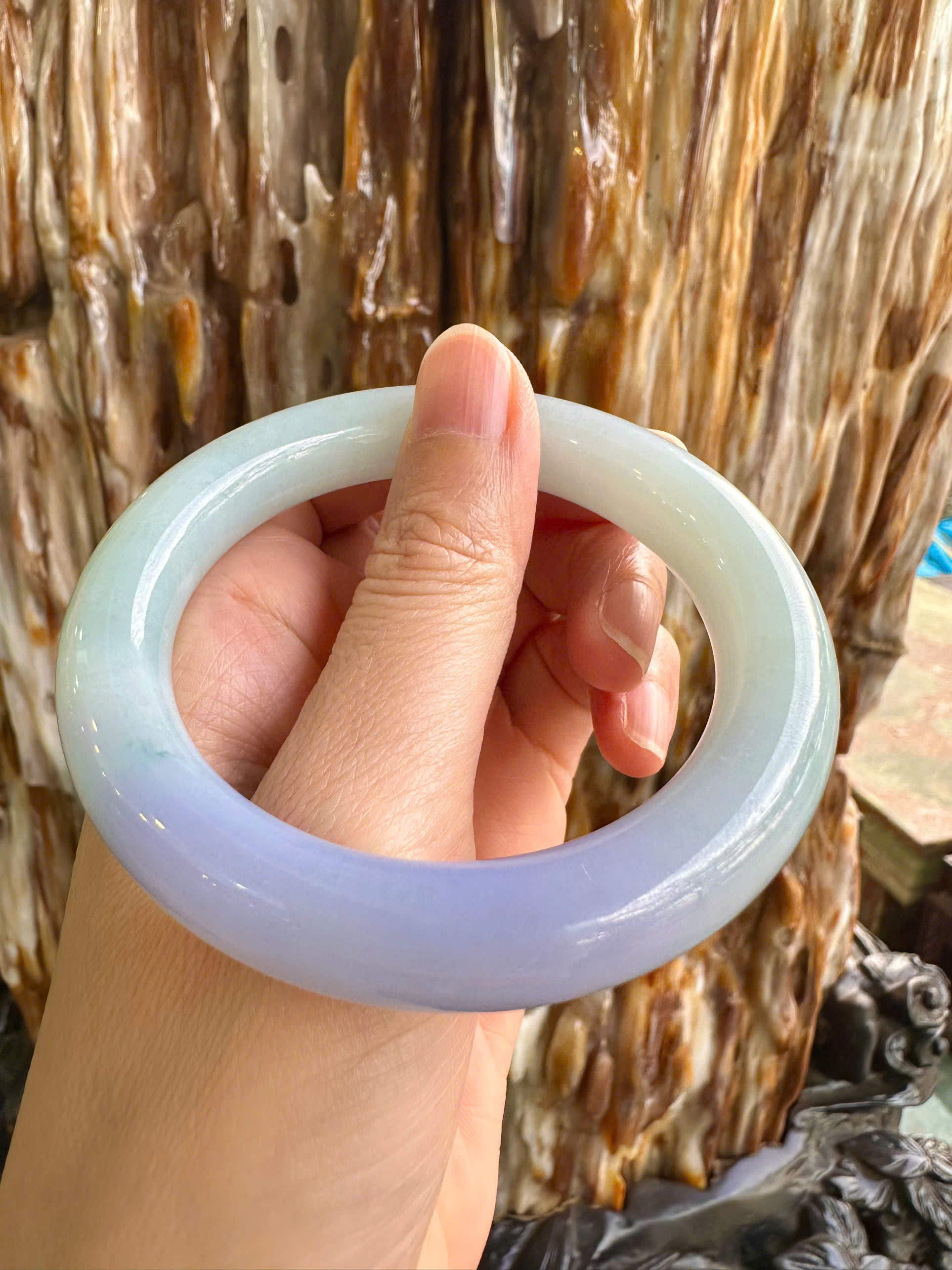 Vòng Tay Ngọc Phỉ Thúy Bản Đũa Nếp Băng Tím Tử La Lan Sang Trọng, Cuốn Hút