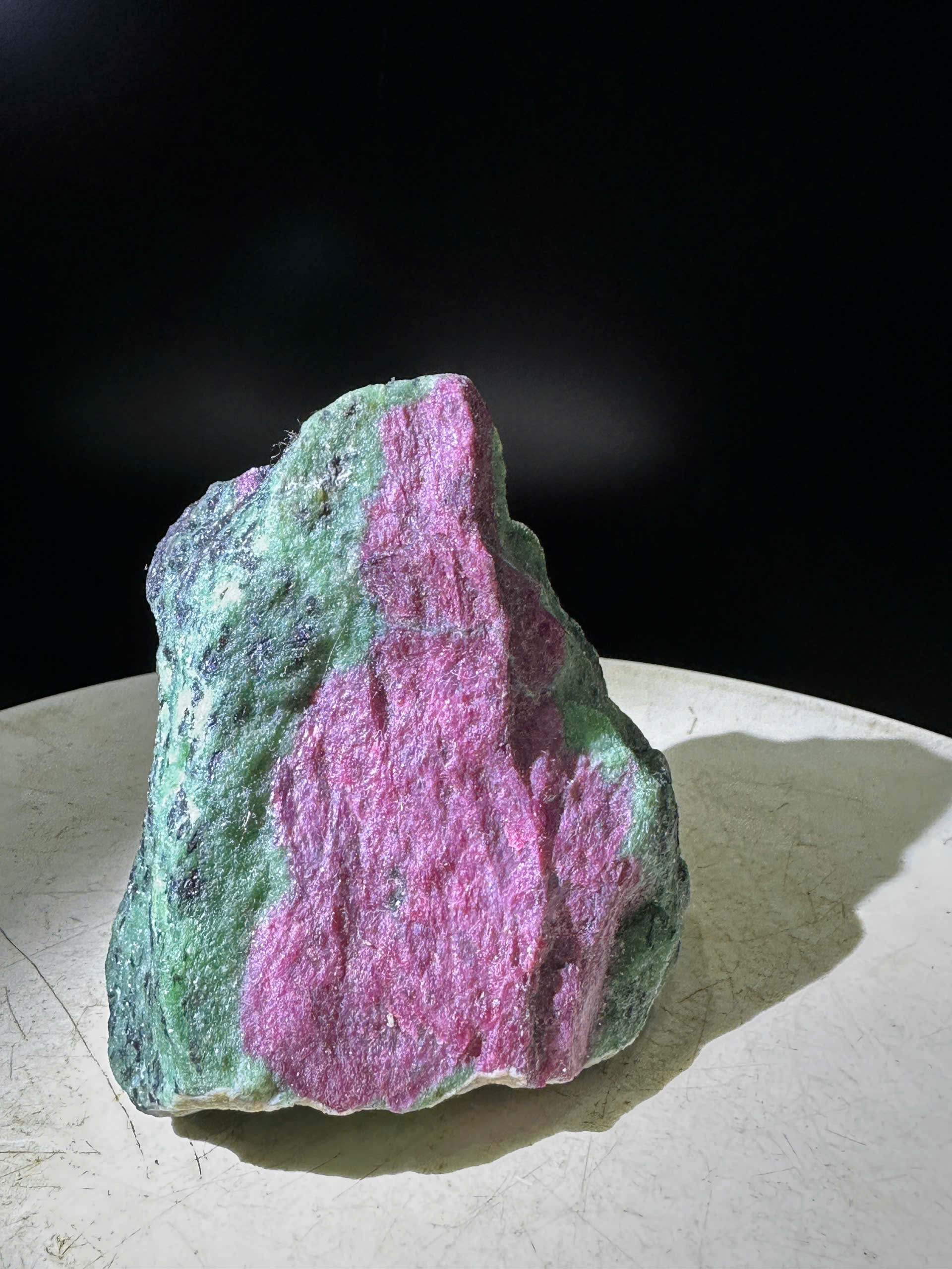 Khối Ruby Thô 1,3kg – Báu Vật Tự Nhiên, Đẳng Cấp Sưu Tầm Thượng Lưu