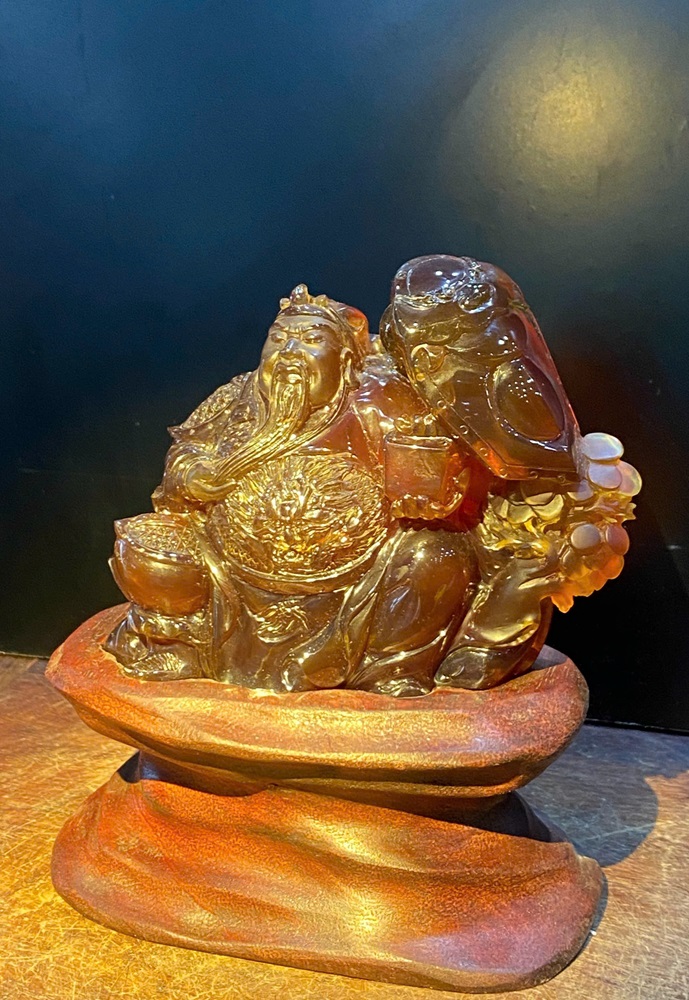 Tượng Ngài Quan Công Đá Hổ Phách Tự Nhiên