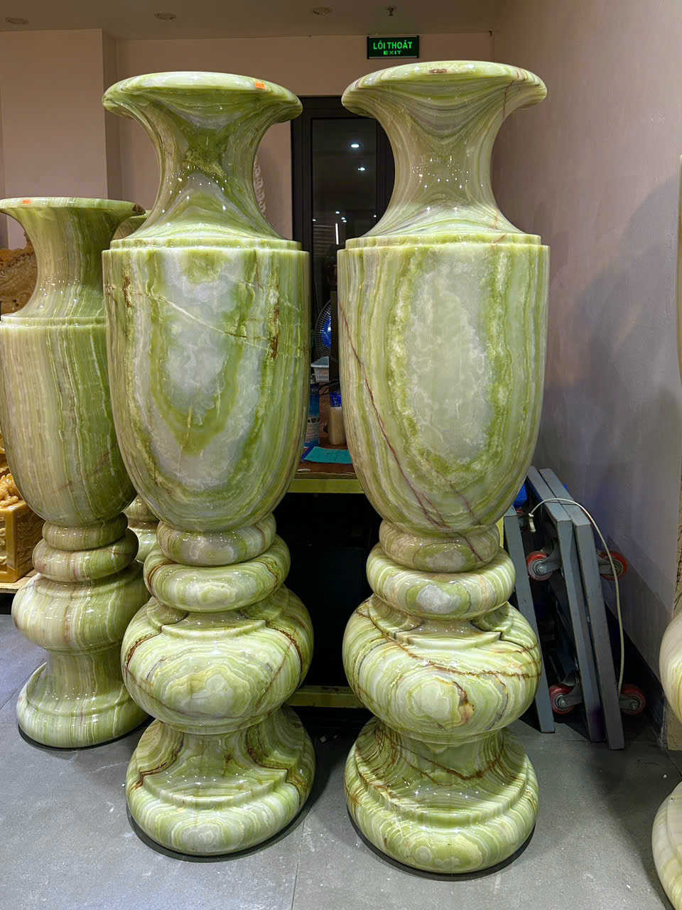 Cặp Lục Bình Ngọc Onyx Xanh Tuyệt Tác Trấn Trạch, Khẳng Định Đẳng Cấp Thượng Lưu