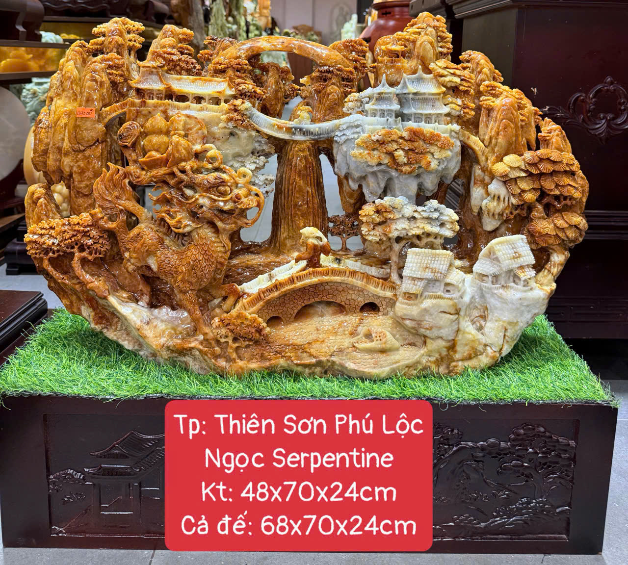 Bồng Lai Tiên Cảnh Thiên Sơn Phú Lộc Ngọc Serpentine - Trưng Bày Phòng Khách Sang Trọng