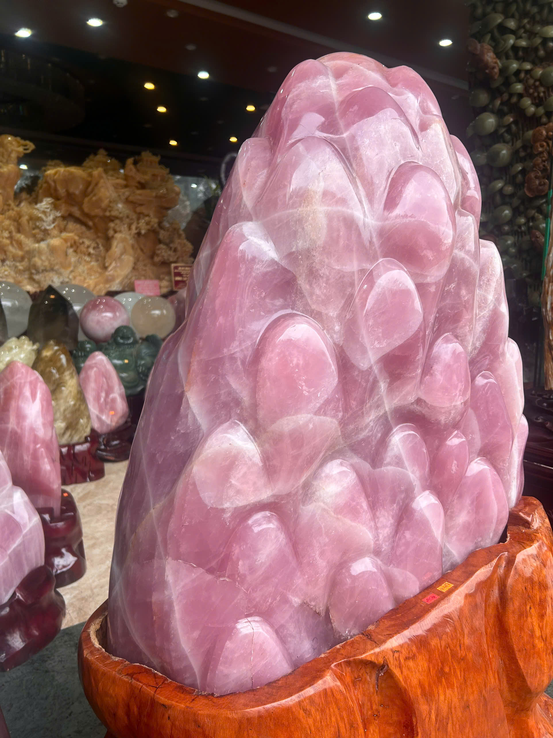 Khối Núi Đại Cảnh Thạch Anh Hồng Trấn Trạch Tự Sơn, Tụ Khí Hòa Thuận