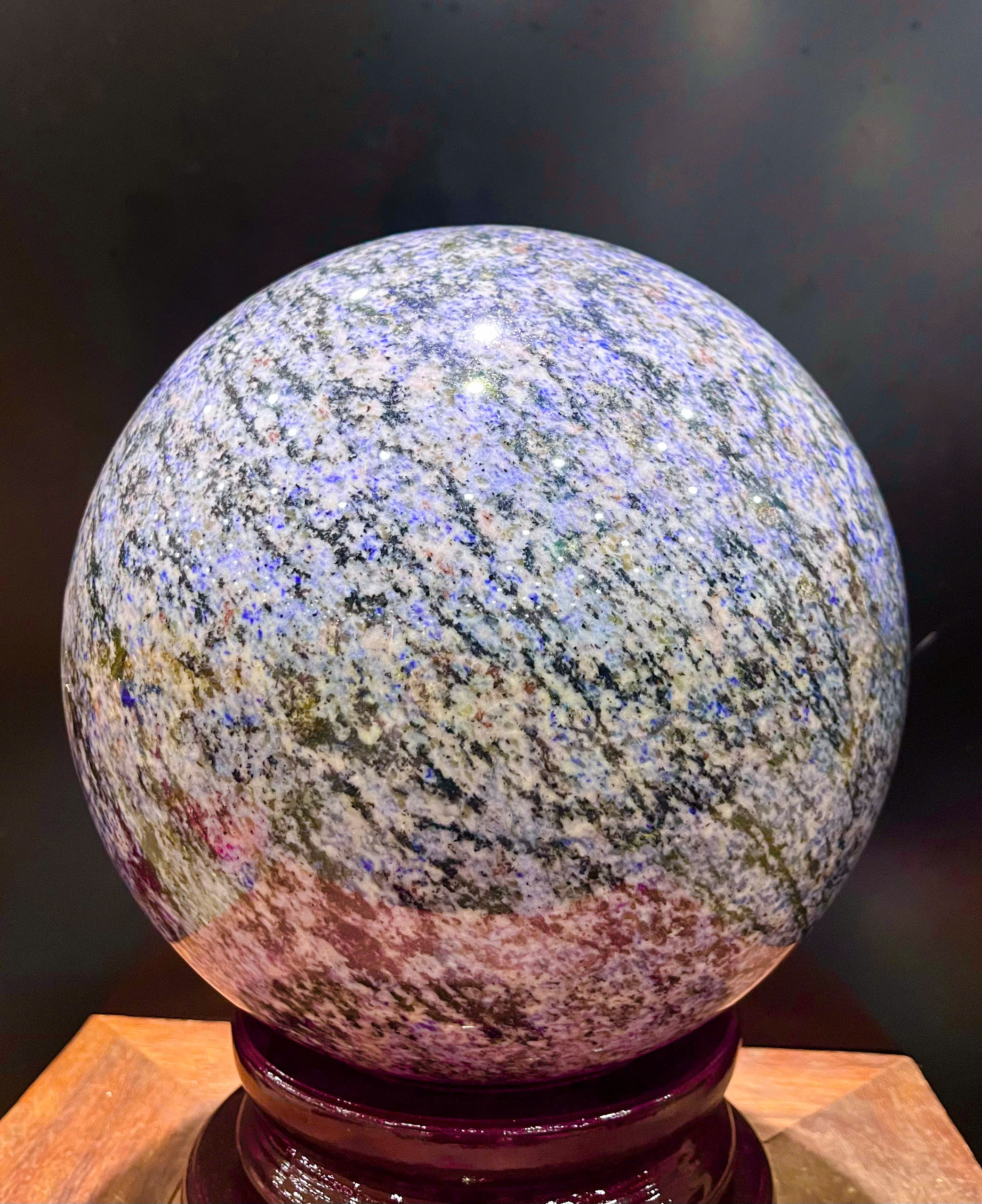 Quả Cầu Đá Sodalite 25cm Sắc Lam Trí Tuệ, Khơi Thông Viễn Cảnh