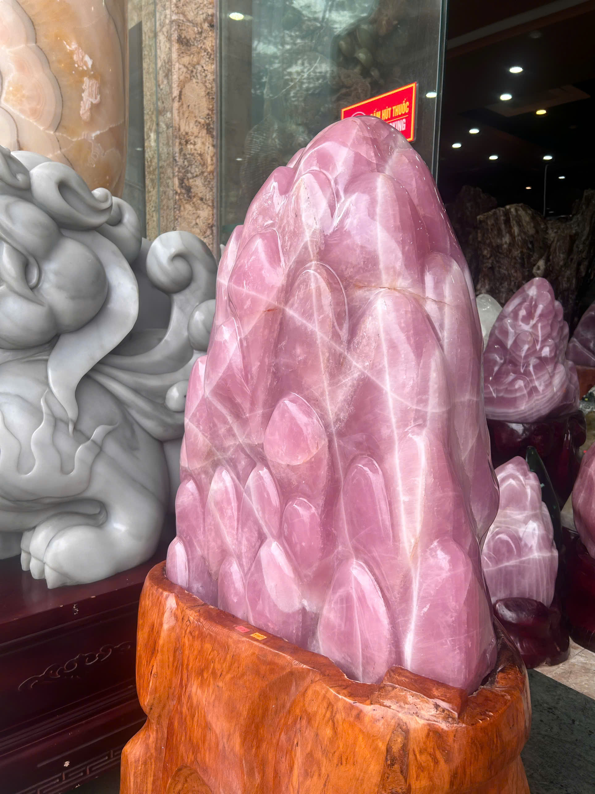 Khối Núi Đại Cảnh Thạch Anh Hồng Trấn Trạch Tự Sơn, Tụ Khí Hòa Thuận