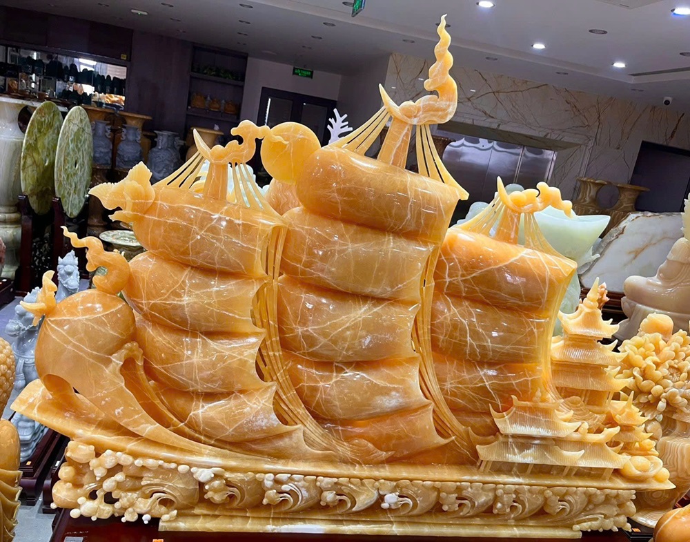 Thuận Buồm Xuôi Gió Ngọc Hoàng Long - Bày Trí Sảnh Đón Khách