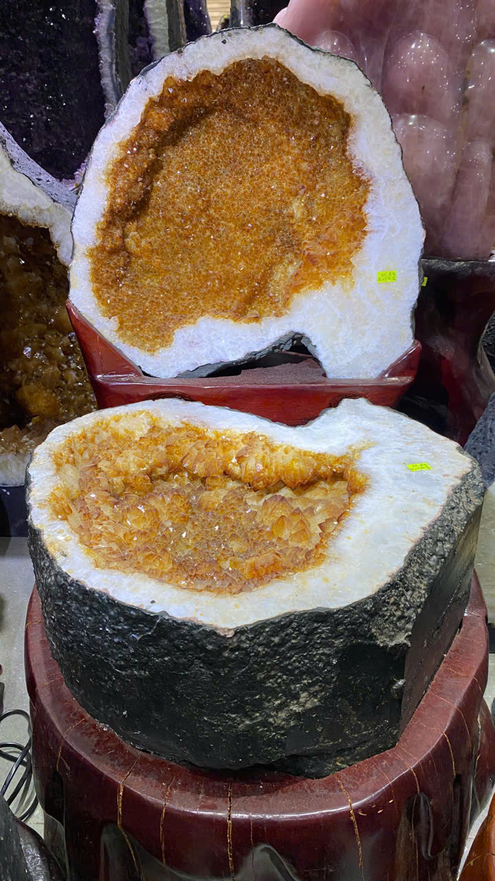 Bát Tụ Bảo Mầm Thạch Anh Vàng Trấn Trạch Hóa Sát
