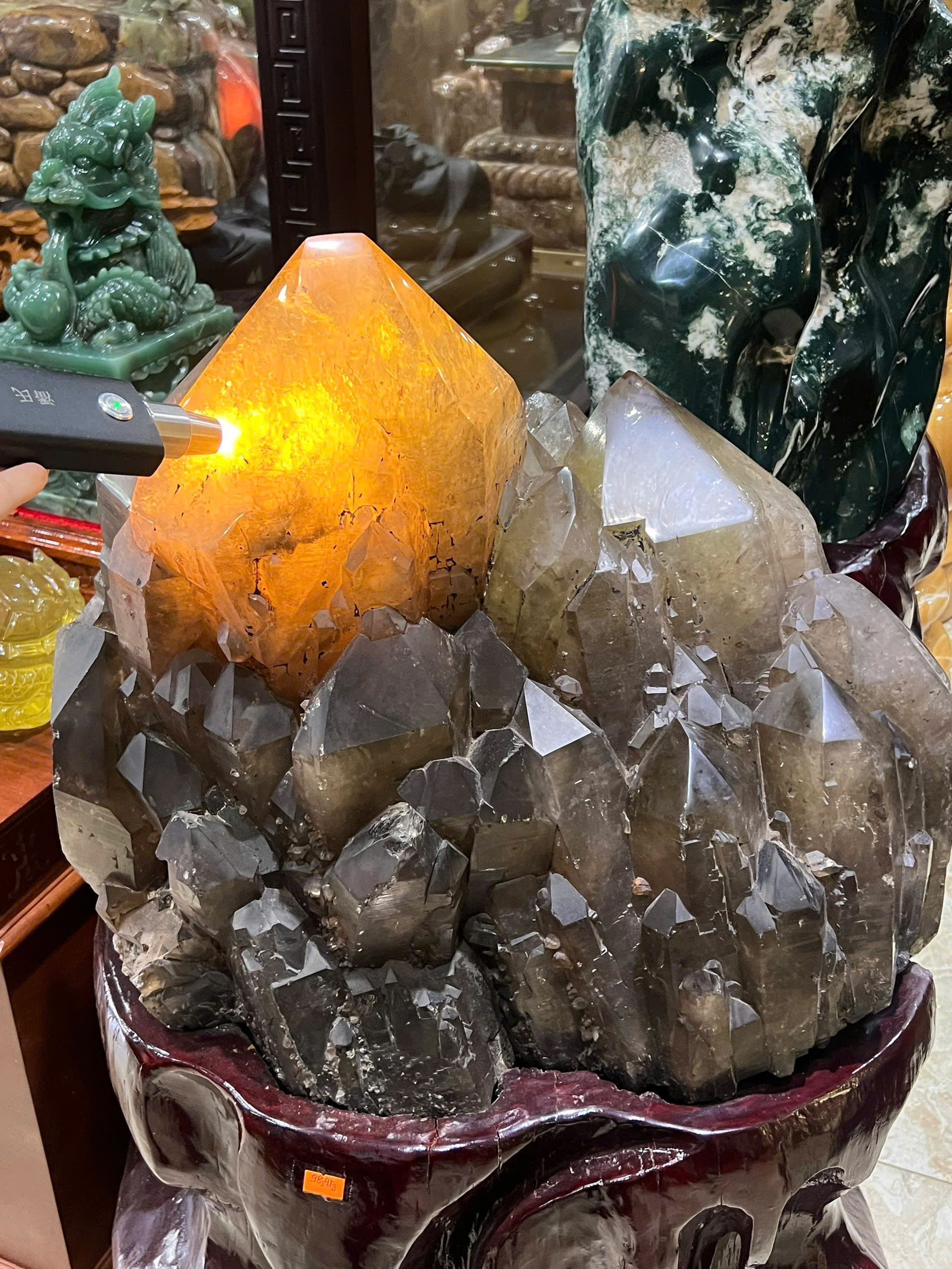 Trụ Tinh Thể Thạch Anh Vàng Trấn Trạch Tụ Tài