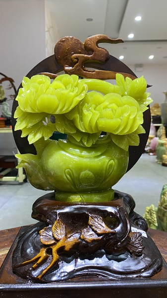 Ấm Trà Hoa Phú Quý Ngọc Sepentine