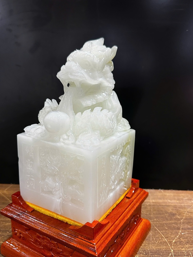 Ấn Rồng Ngọc Onyx Trắng Vuông 23x11cm
