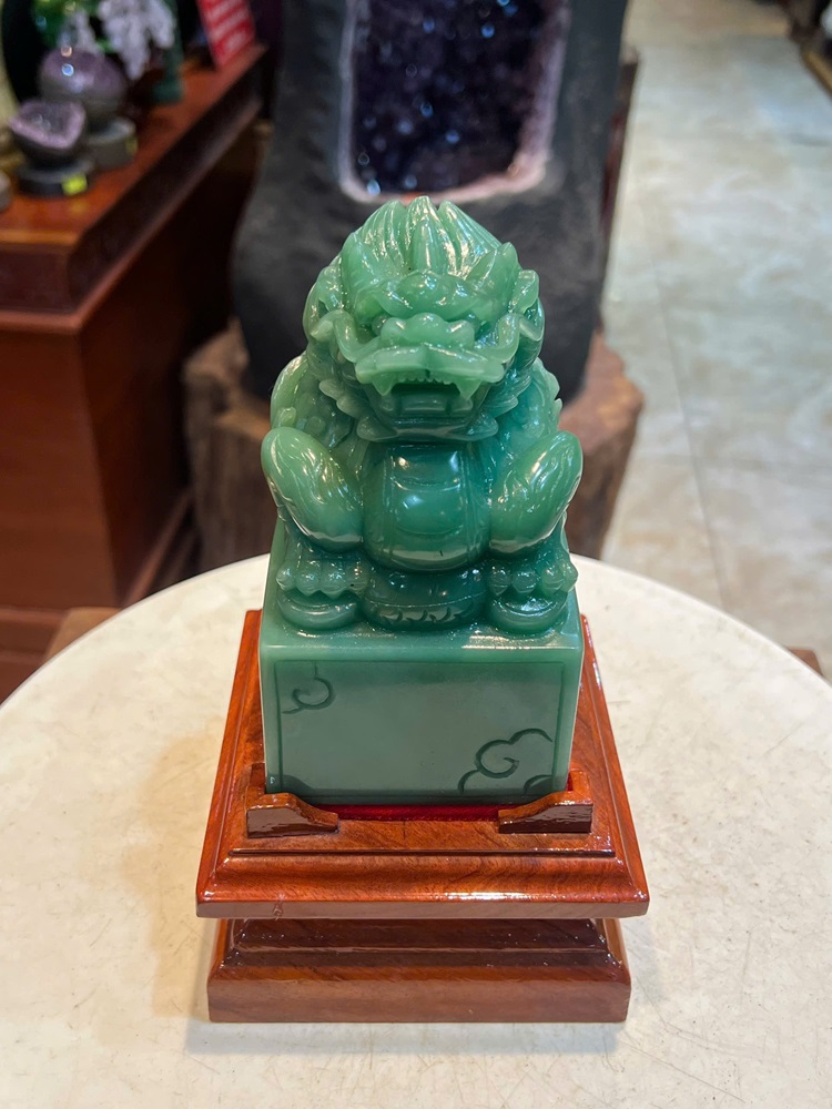 Ấn Thần Long Hộ Chủ Thạch Anh Xanh Vuông 13,5x8x8cm