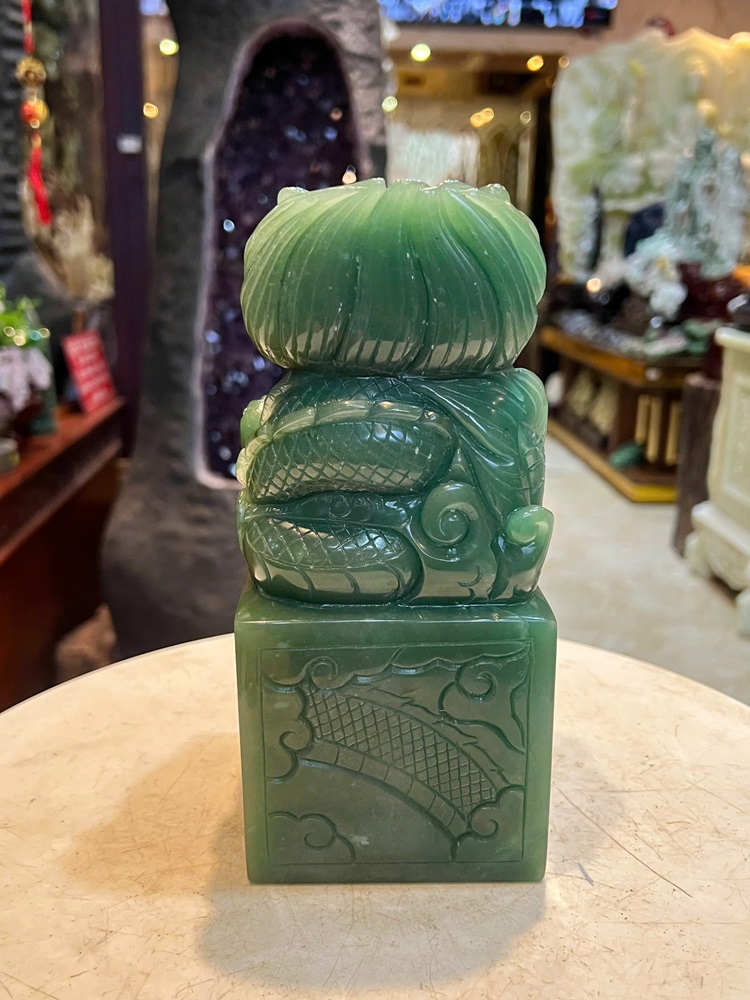 Ấn Thần Long Hộ Chủ Thạch Anh Xanh Vuông 20x9,5x9cm