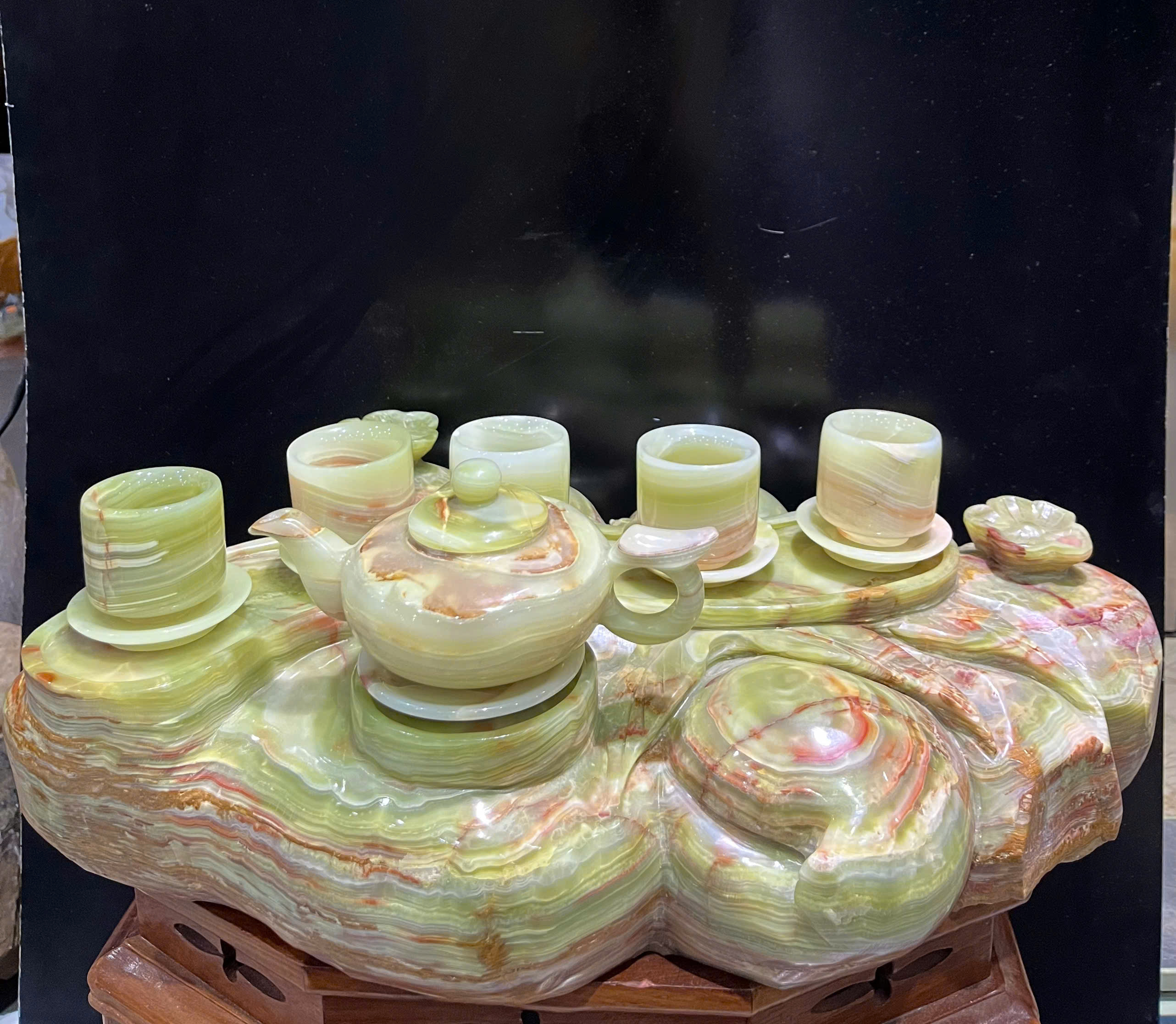 Bộ Ấm Trà Ngọc Onyx Kiệt Tác Trà Đạo Tụ Khí Đào Viên