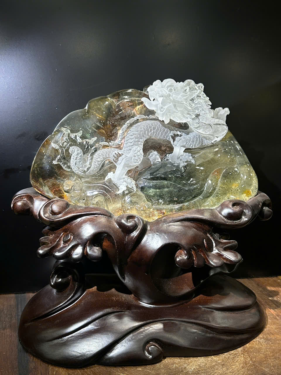 Thần Long Hộ Chủ thạch anh ưu linh – Trấn trạch bảo an, xua tà khí và vững bước công danh